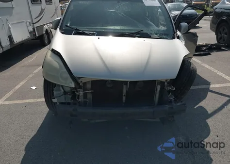 2005 Toyota Sienna Xle из США, поврежденный, VIN 5TDZA22C85S239761